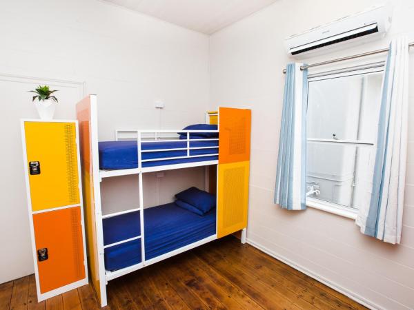 Mad Monkey Central : photo 2 de la chambre lit simple dans dortoir pour femmes de 4 lits
