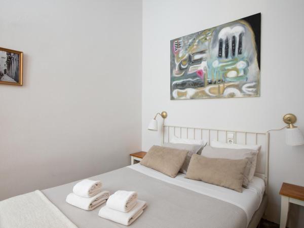 CasaNova Guest House : photo 5 de la chambre chambre double standard avec salle de bains commune