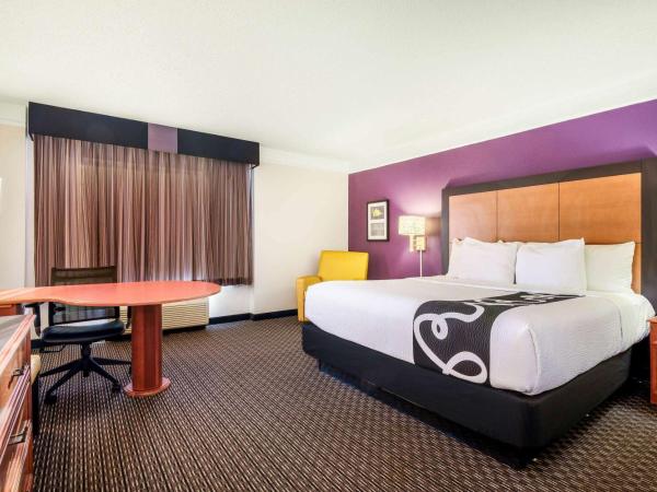 La Quinta by Wyndham Myrtle Beach Broadway Area : photo 4 de la chambre chambre lit king-size deluxe