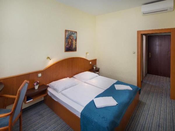 Benczur Hotel : photo 4 de la chambre room #7503227