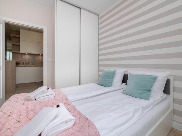 INA Rent - Tre Mare Apartamenty : photo 2 de la chambre suite junior avec terrasse