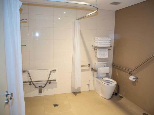 Royal Hotel Randwick : photo 4 de la chambre chambre lit queen-size - accessible aux personnes à mobilité réduite