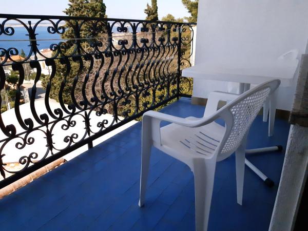 Pansion Klaudija : photo 10 de la chambre chambre triple - vue sur mer