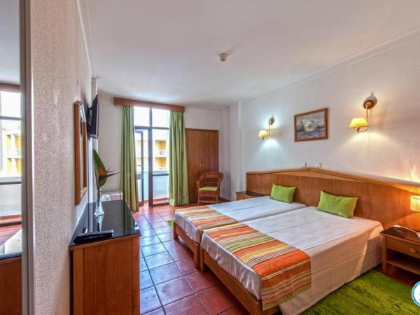 Colina do Mar : photo 3 de la chambre chambre double ou lits jumeaux standard