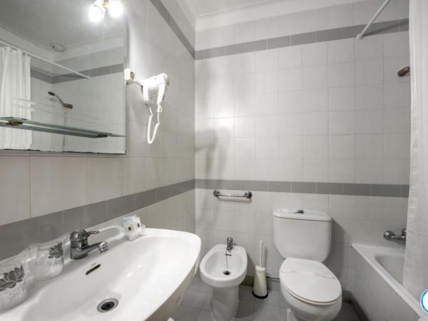Colina do Mar : photo 4 de la chambre chambre double ou lits jumeaux standard