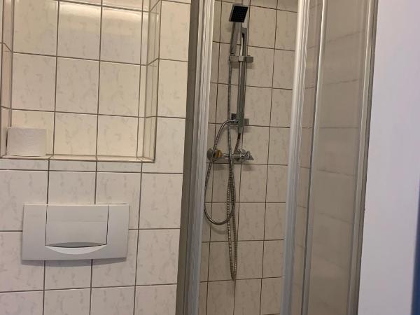 Hotel Berg : photo 4 de la chambre chambre double ou lits jumeaux