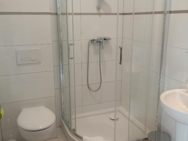 Hostel Załogowa : photo 2 de la chambre chambre double deluxe