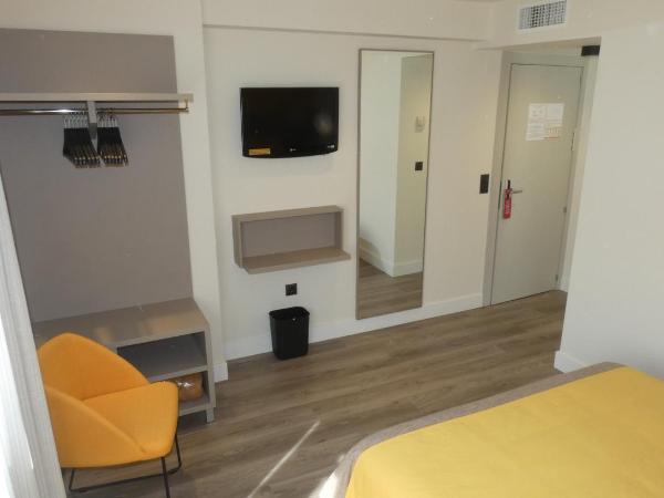 Hotel Zeus : photo 4 de la chambre chambre double ou lits jumeaux