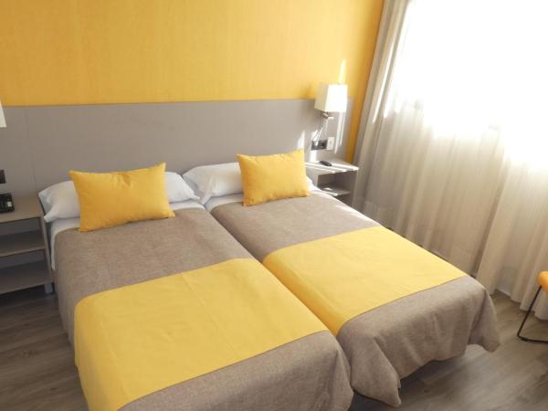 Hotel Zeus : photo 6 de la chambre chambre double ou lits jumeaux