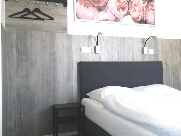 Budget Trianon Hotel : photo 1 de la chambre chambre double basique