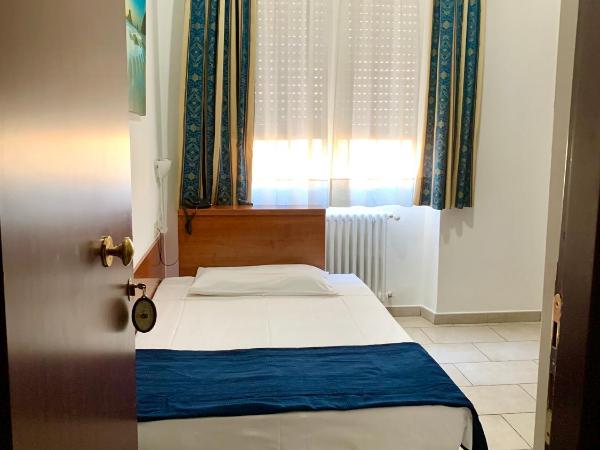 Hotel Alessander : photo 1 de la chambre chambre simple