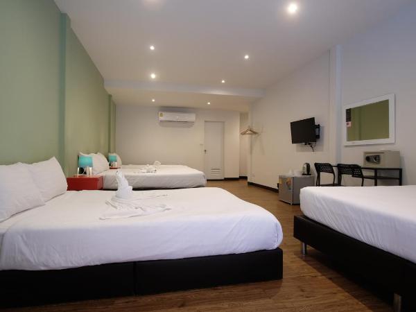 Resort V - MRT Huai Khwang : photo 3 de la chambre chambre familiale supérieure