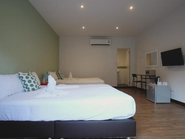 Resort V - MRT Huai Khwang : photo 5 de la chambre chambre triple