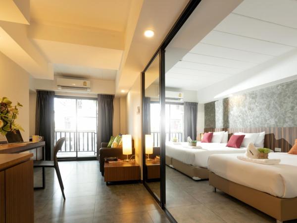 The Home Hotel SHA : photo 1 de la chambre chambre familiale