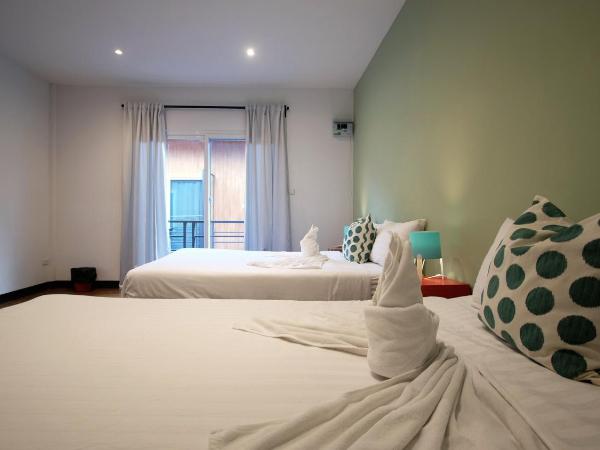Resort V - MRT Huai Khwang : photo 2 de la chambre chambre quadruple standard