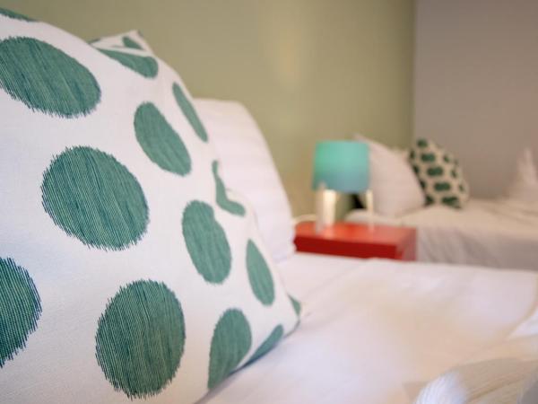 Resort V - MRT Huai Khwang : photo 1 de la chambre chambre quadruple standard