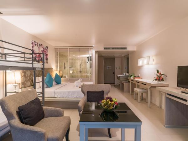 The Briza Beach Resort, Khao Lak SHA Extra Plus : photo 4 de la chambre hébergement familial de luxe avec jardin