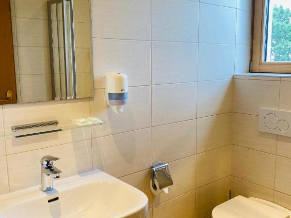 Hotel Charlotte : photo 2 de la chambre chambre simple