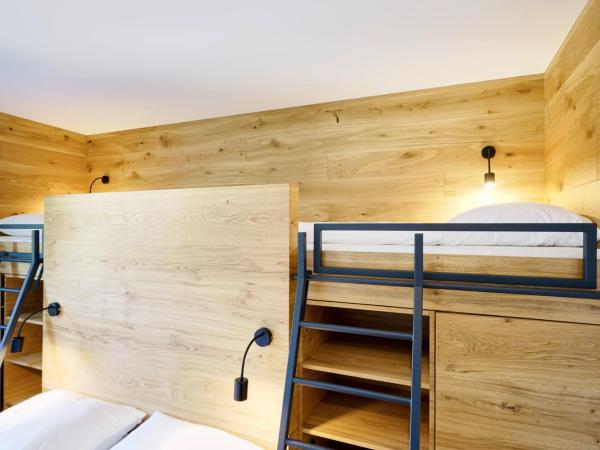 Gasthof Neuwirt Unterföhring : photo 9 de la chambre chambre quadruple standard