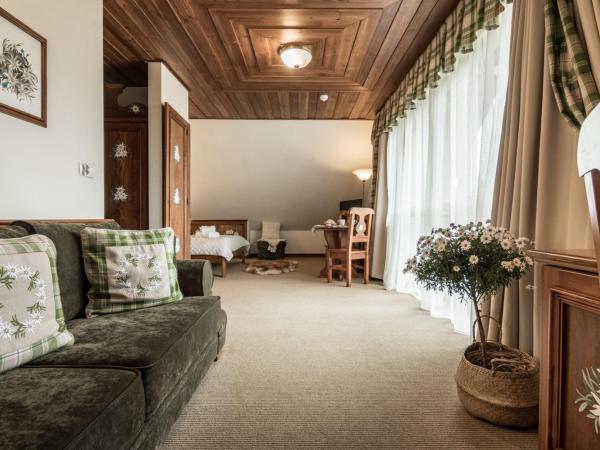 Villa Adamo&SPA : photo 7 de la chambre suite deluxe avec baignoire - vue sur montagnes