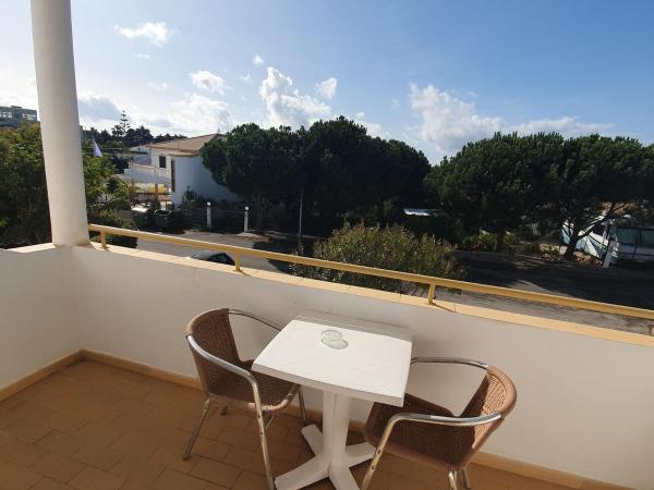 Agua Marinha ROSA- Hotel : photo 4 de la chambre chambre double ou lits jumeaux standard