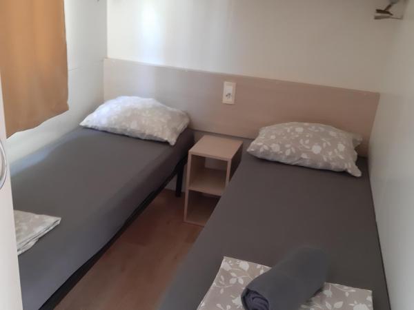 Grand Veles camp : photo 9 de la chambre mobile home 2 chambres