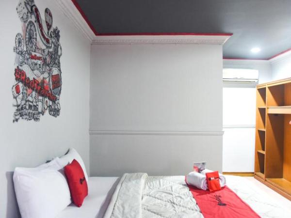 RedDoorz Plus near RSCM Jakarta : photo 6 de la chambre room #435249209