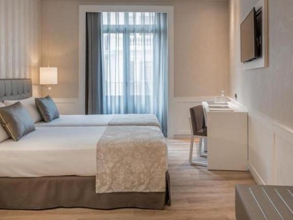 Catalonia Puerta del Sol : photo 1 de la chambre room #9057552