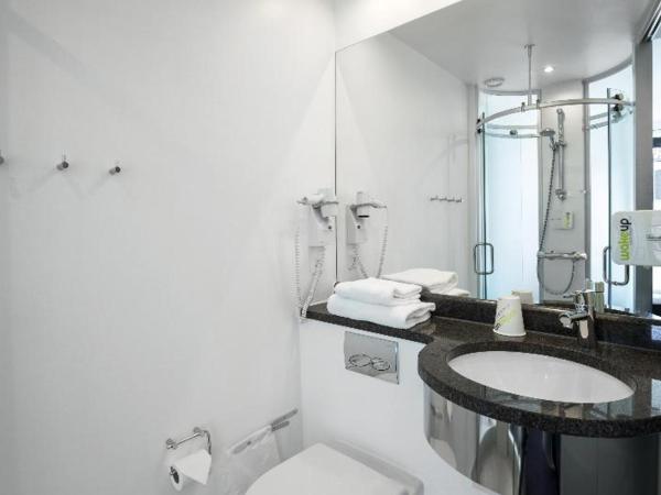 Wakeup Copenhagen - Carsten Niebuhrs Gade : photo 7 de la chambre room #17480544