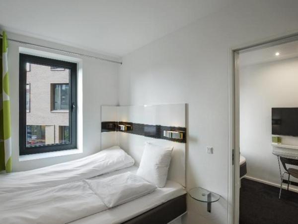 Wakeup Copenhagen - Borgergade : photo 7 de la chambre room #67982943