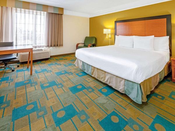 La Quinta by Wyndham Salt Lake City Airport : photo 1 de la chambre chambre lit king-size - accessible aux personnes à mobilité réduite - non-fumeurs