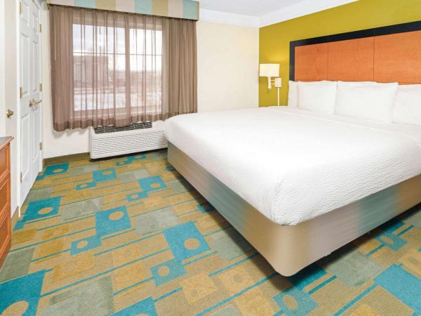 La Quinta by Wyndham Salt Lake City Airport : photo 4 de la chambre suite 1 chambre lit king-size - non-fumeurs