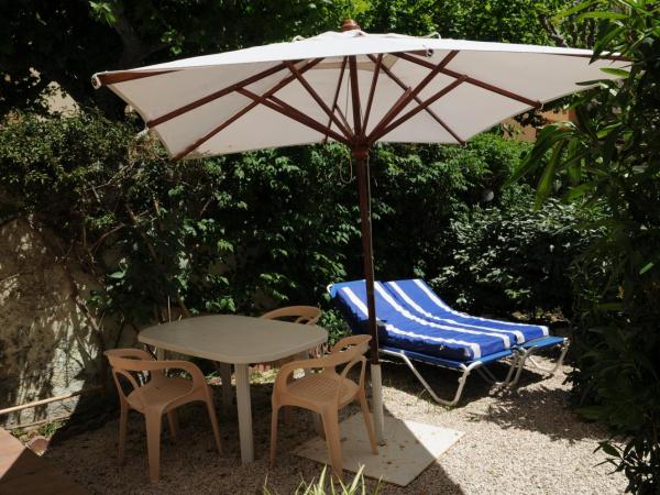 Hôtel Beau Rivage : photo 9 de la chambre chambre double - rez-de-chaussée