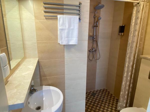 Pokoje Gościnne Przy Molo : photo 7 de la chambre chambre double deluxe avec balcon