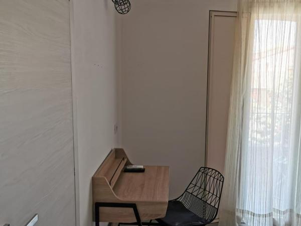 Affittacamere Alisso : photo 2 de la chambre chambre double avec balcon