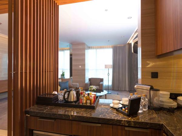 Lancaster Bangkok : photo 2 de la chambre suite premium