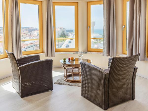 PKSC - Surfers Beach House : photo 2 de la chambre deluxe double room with sea view (  with shared bathroom )