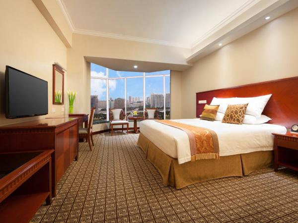 Ramada by Wyndham Pearl Guangzhou-Canton Fair Free Shuttle Bus : photo 6 de la chambre chambre lit king-size - vue sur rivière