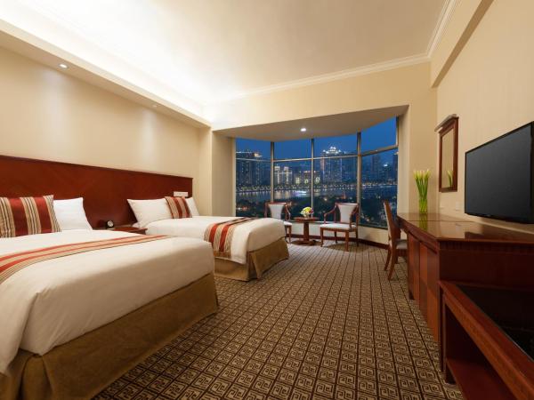 Ramada by Wyndham Pearl Guangzhou-Canton Fair Free Shuttle Bus : photo 2 de la chambre chambre lits jumeaux - vue sur rivière