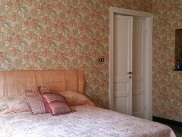 MyDre@mSavona : photo 1 de la chambre chambre triple avec salle de bains privative