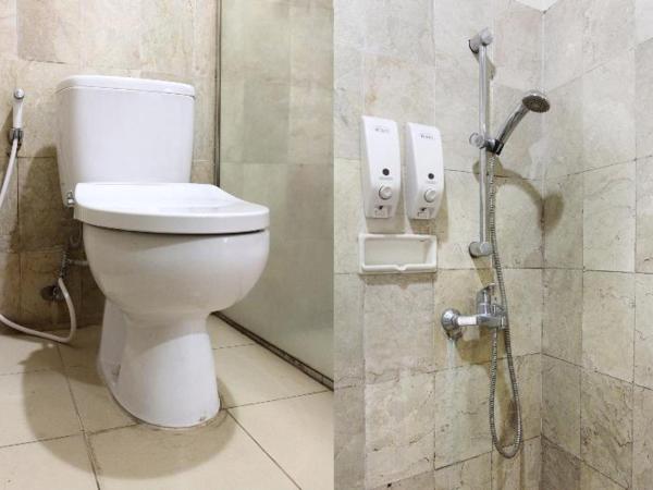 RedDoorz Plus near Kemang Raya : photo 4 de la chambre room #85295221