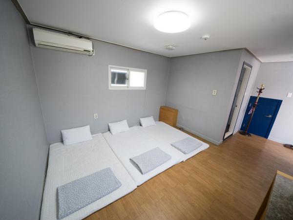 Beewon Guesthouse : photo 2 de la chambre chambre triple style coréen