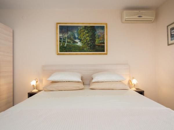 Villa Matohanca : photo 3 de la chambre chambre double avec balcon - vue sur mer