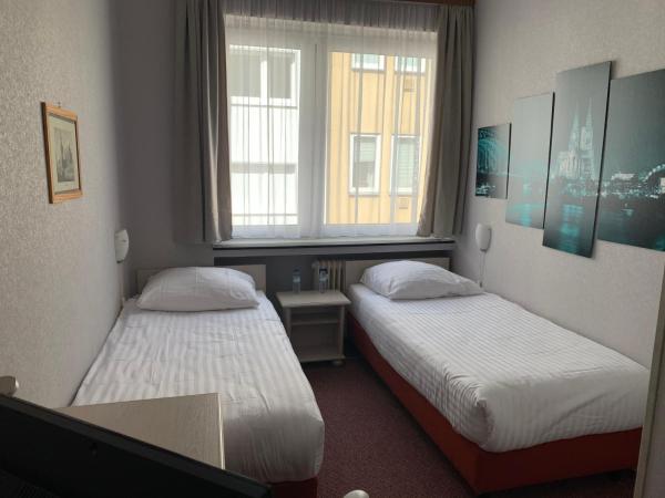 Hotel Berg : photo 8 de la chambre chambre double ou lits jumeaux