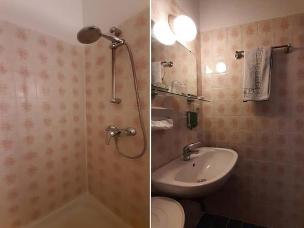 Pension Lerner : photo 3 de la chambre chambre double avec toilettes communes dans le couloir
