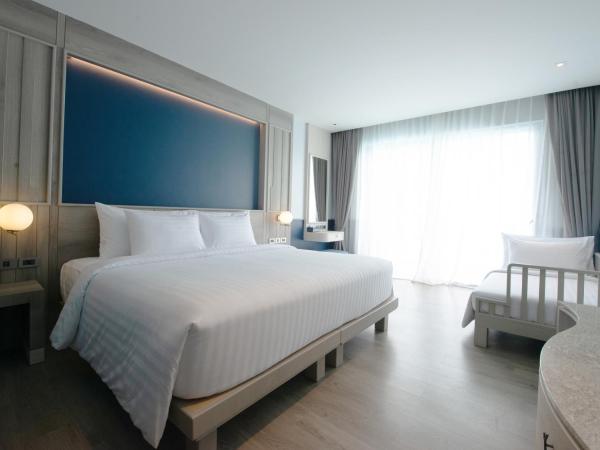 Seabed Grand Hotel Phuket - SHA Extra Plus : photo 6 de la chambre chambre double ou lits jumeaux deluxe - vue sur piscine