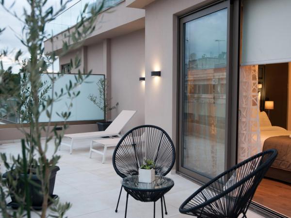 Athens Platinum Rooms and Suites : photo 6 de la chambre suite avec jacuzzi