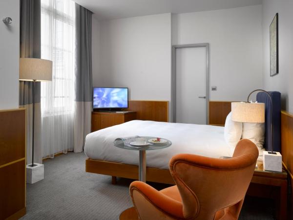 K+K Hotel Fenix : photo 4 de la chambre solo garden view