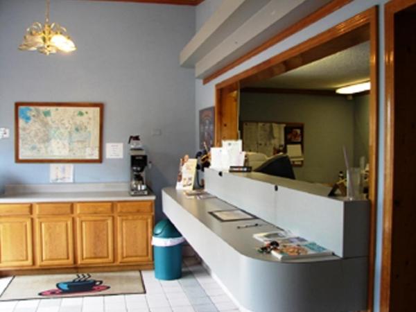 Knights Inn - Columbia : photo 4 de la chambre chambre avec 2 lits doubles - non-fumeurs