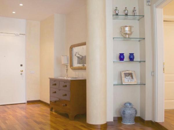 Stylish room in milano : photo 2 de la chambre chambre double avec salle de bains privative